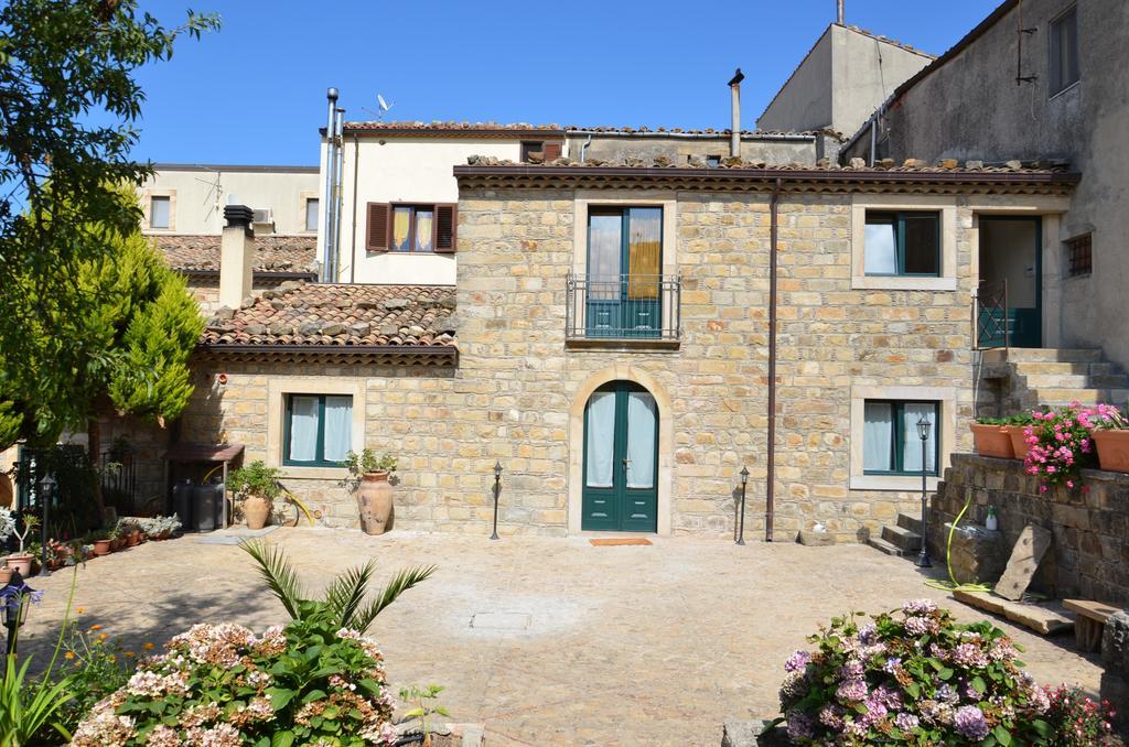 La Carretteria Guest House Mistretta Oda fotoğraf