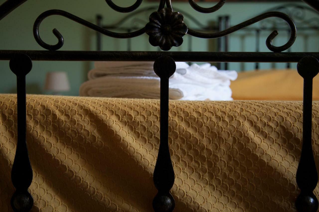 La Carretteria Guest House Mistretta Dış mekan fotoğraf